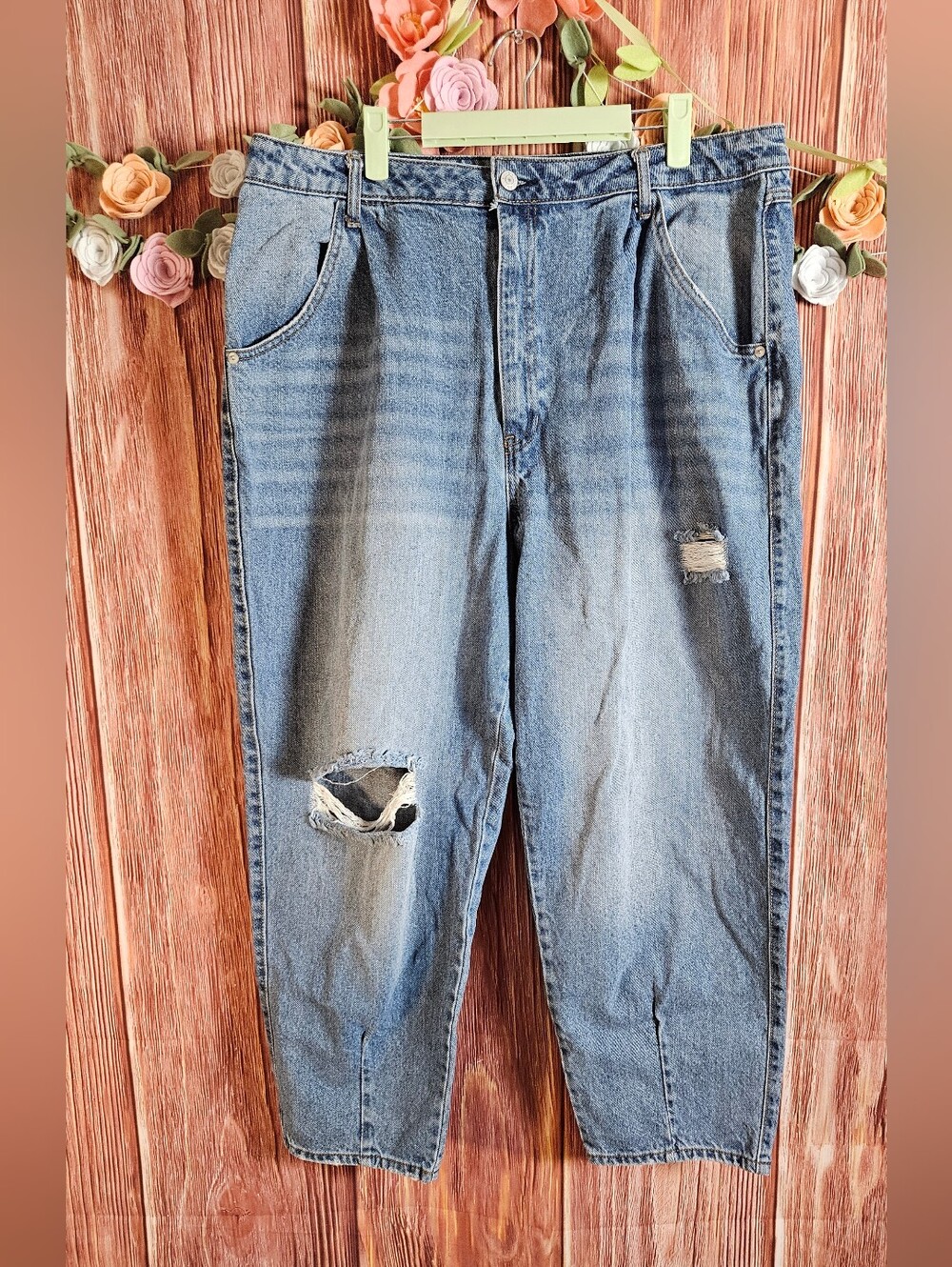 Arizona Jeans Co 90's Inspired Taper Mom Jeans Size 19